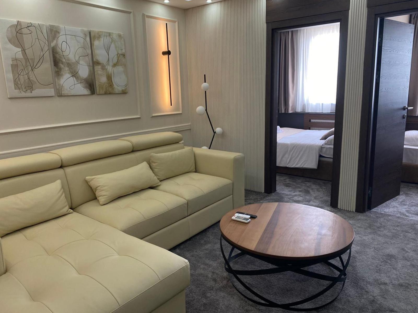 Hotel Stari Krovovi Veternik 외부 사진
