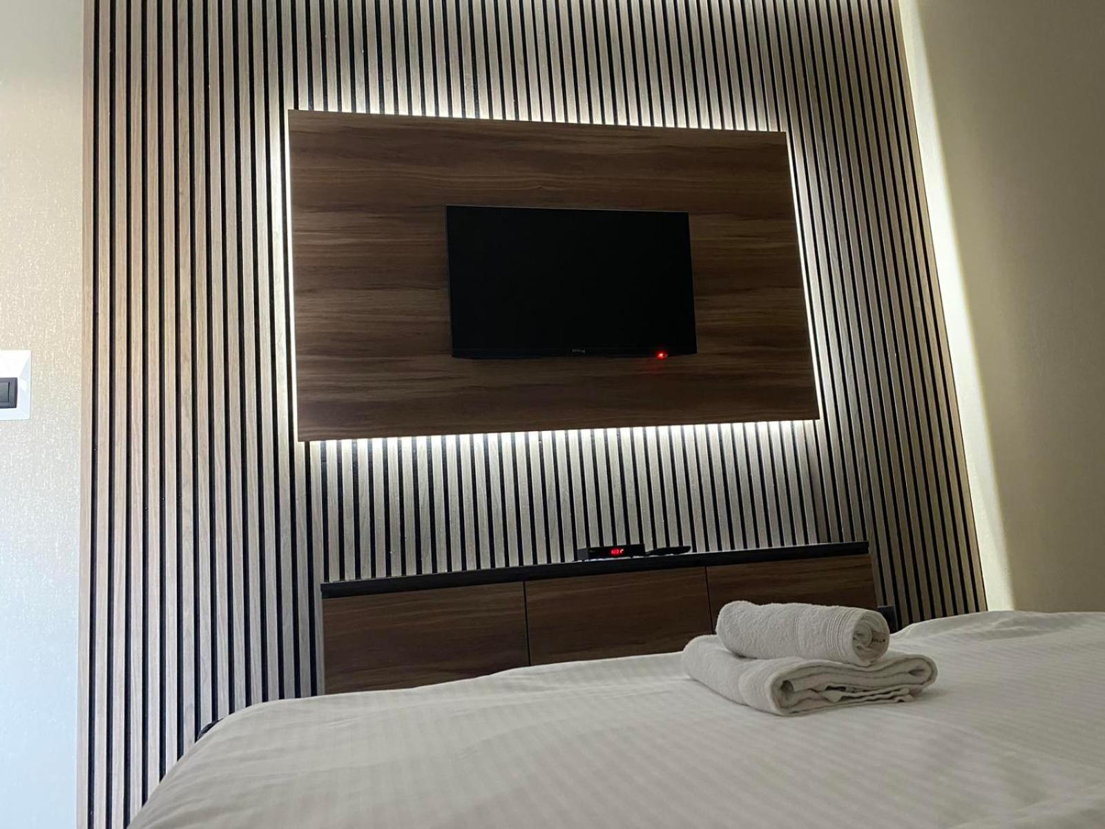 Hotel Stari Krovovi Veternik 외부 사진