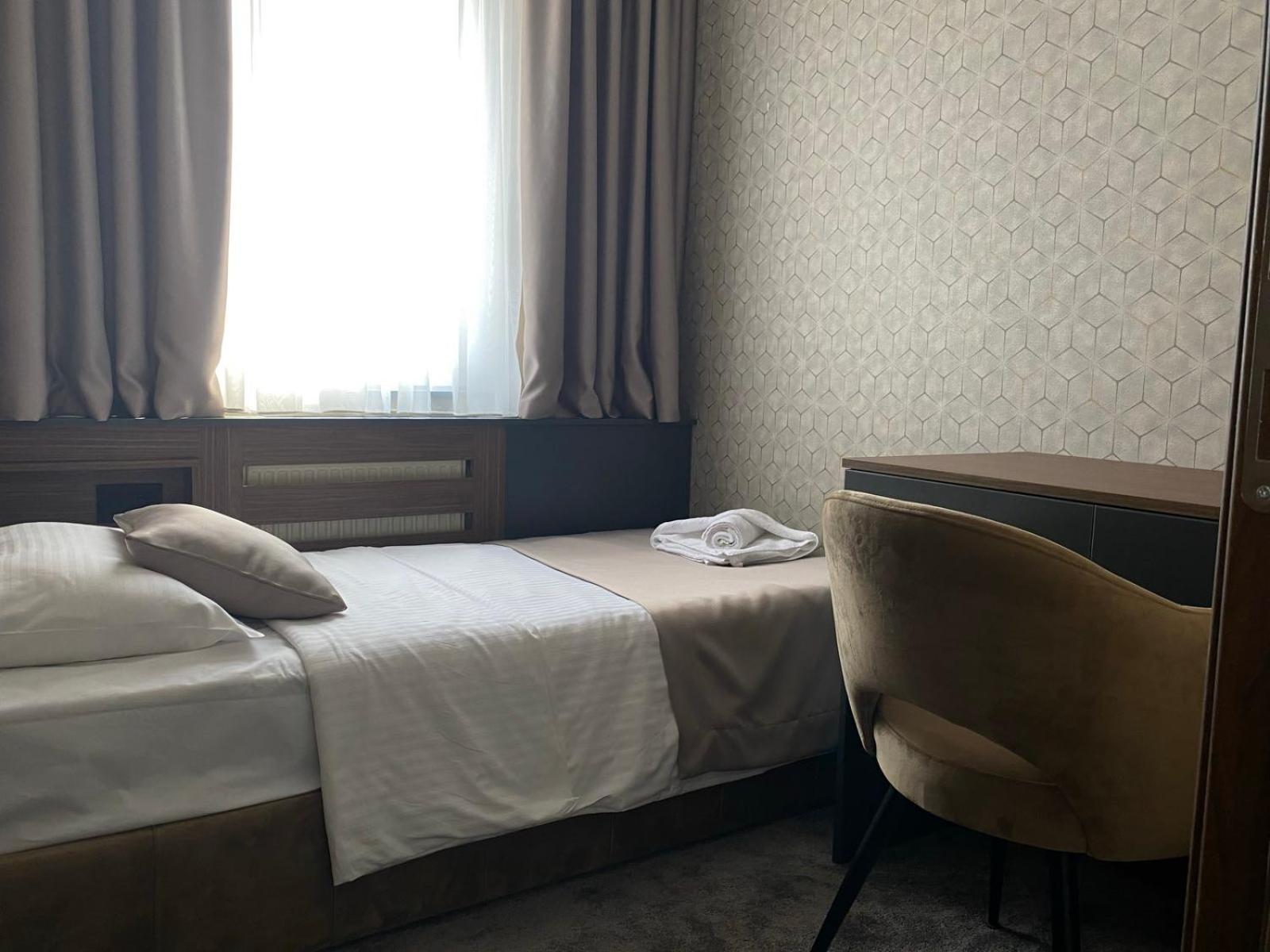 Hotel Stari Krovovi Veternik 외부 사진