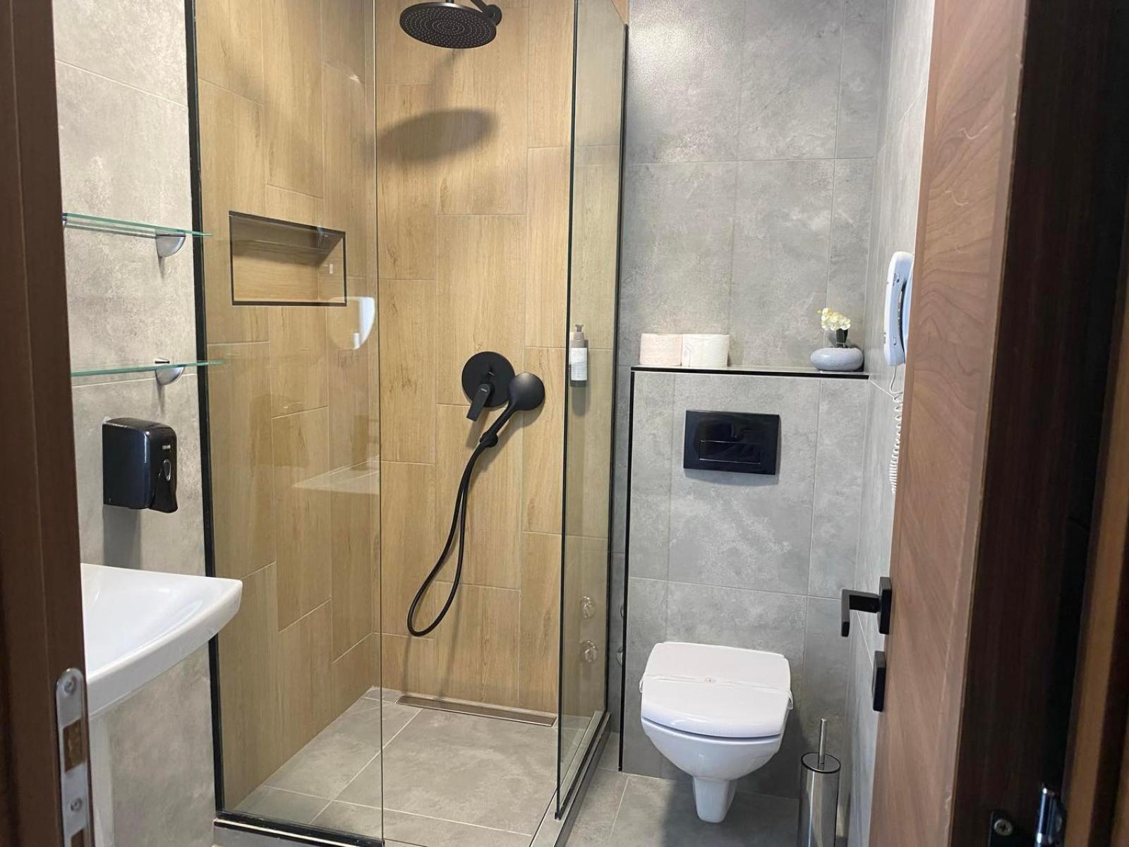 Hotel Stari Krovovi Veternik 외부 사진