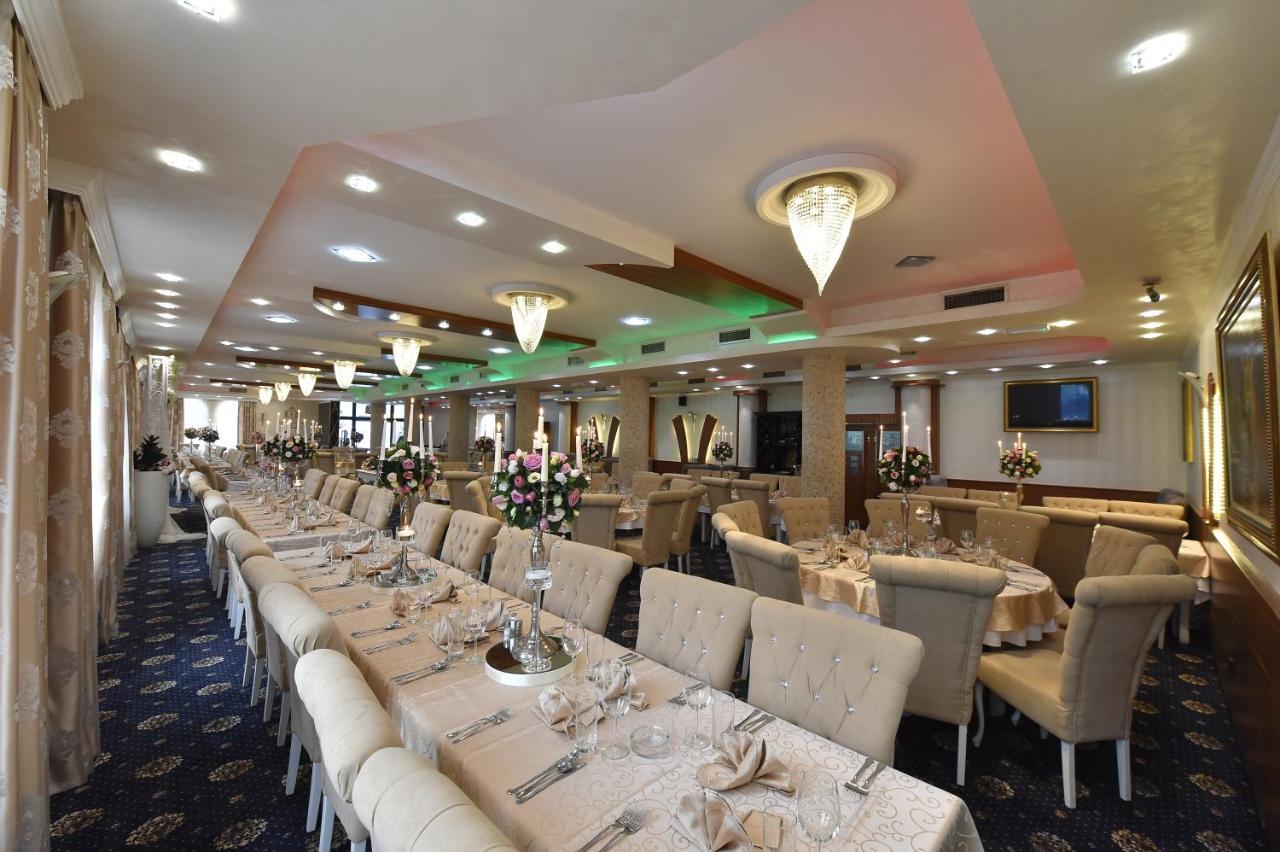 Hotel Stari Krovovi Veternik 외부 사진